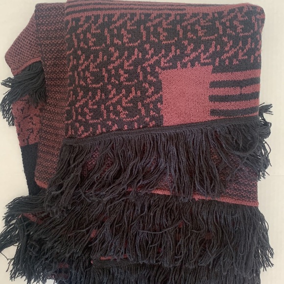 Style & Co. Patterned Knit Wrap - Picture 6 of 6